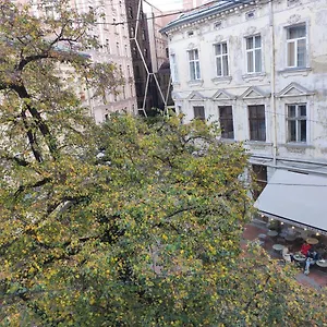  Проживание в семье In The Center Of Украина